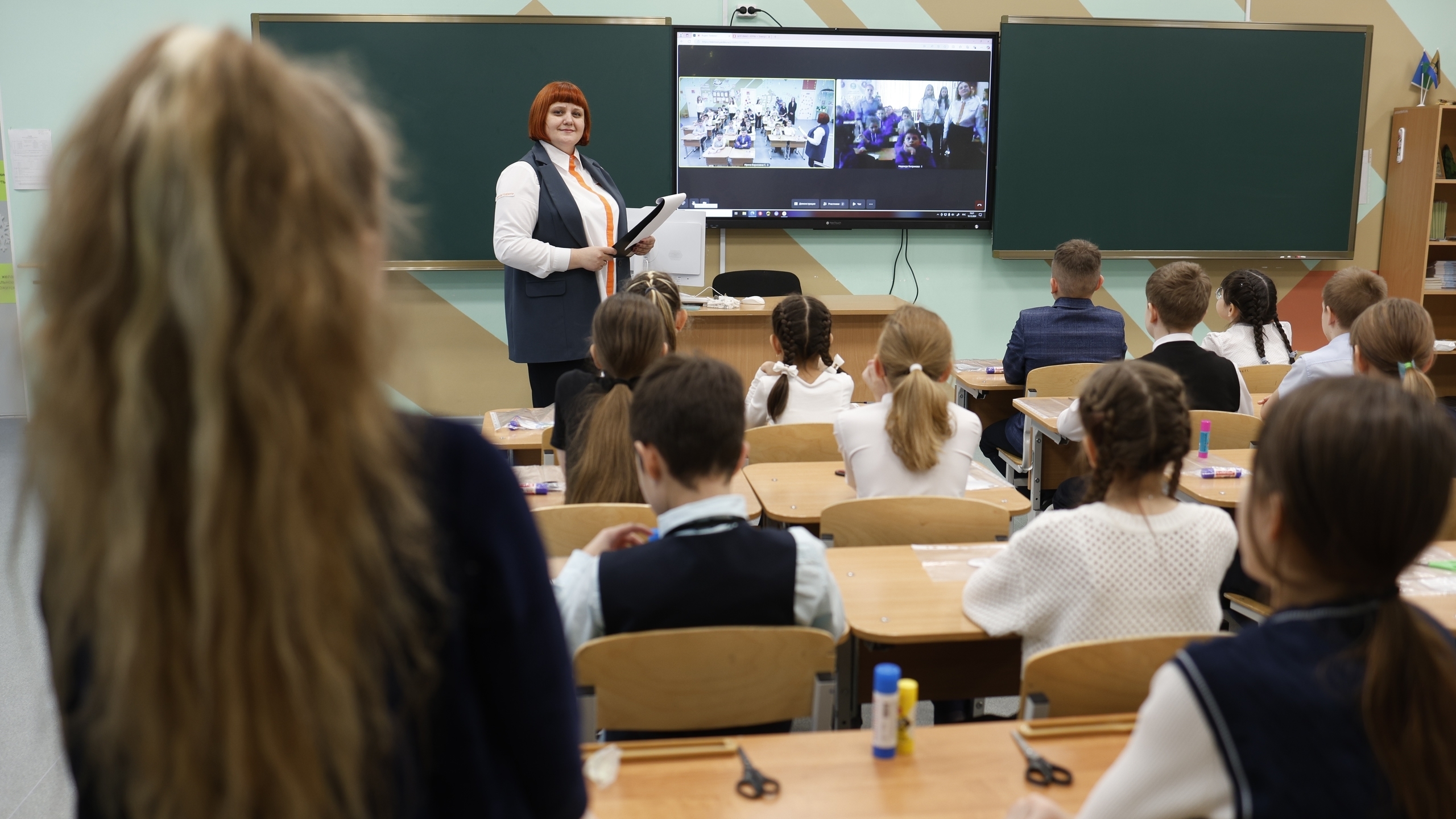 Орлятская дружба без границ: Новогодний телемост Сургут- Макеевка!

 