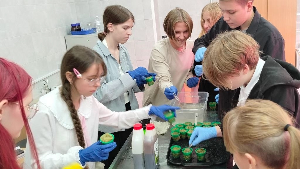 ПЕРВЫЕ на профориентационной экскурсии в СурГУ